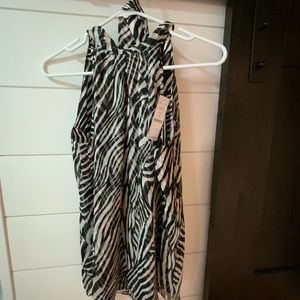 White House Black Market top